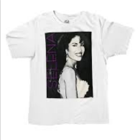 Selena Tops - Selena Graphic T-Shirt